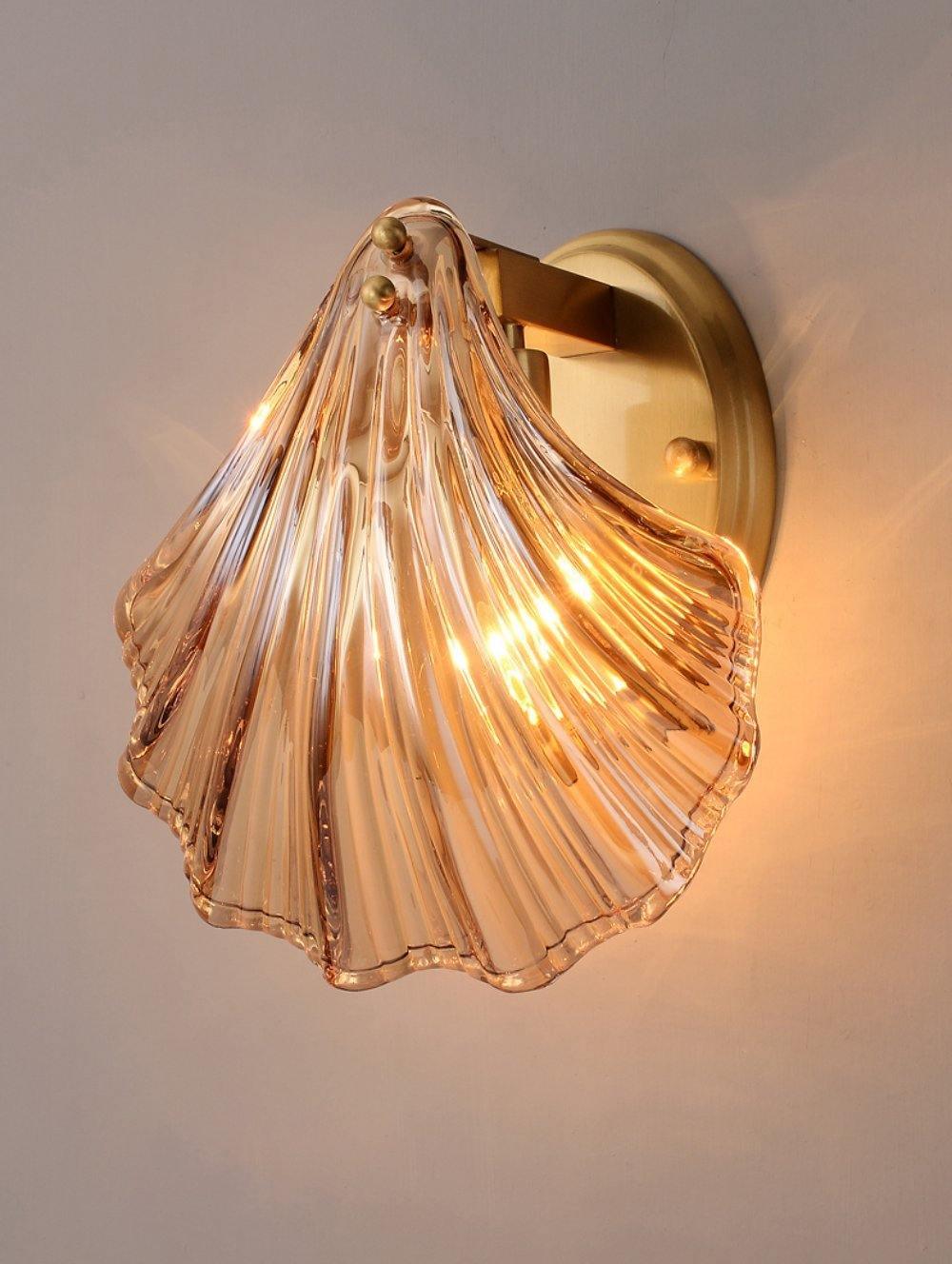 Garduru Wandleuchte – Elegante küsteninspiriertes Messing- und Glaswandlicht