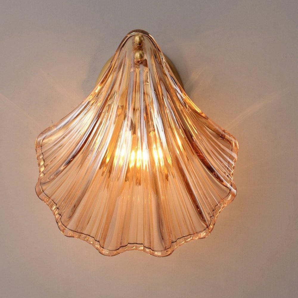 Garduru Wandleuchte – Elegante küsteninspiriertes Messing- und Glaswandlicht