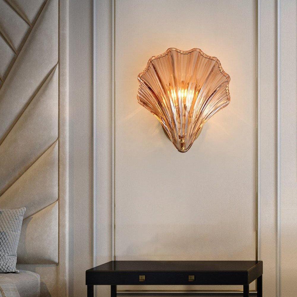 Garduru Wandleuchte – Elegante küsteninspiriertes Messing- und Glaswandlicht