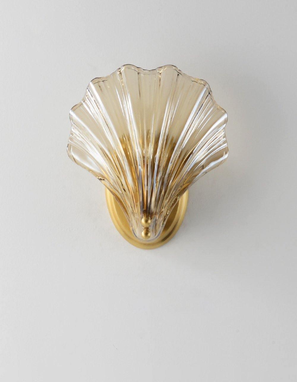 Garduru Wandleuchte – Elegante küsteninspiriertes Messing- und Glaswandlicht