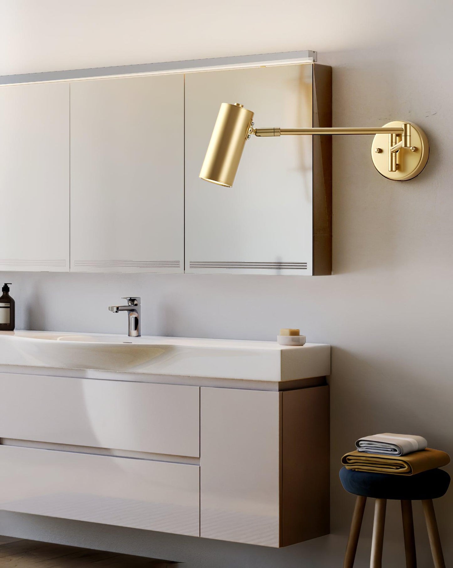 Moderne Wandleuchte aus Eisen mit integrierter LED - Elegantes und verstellbares Design