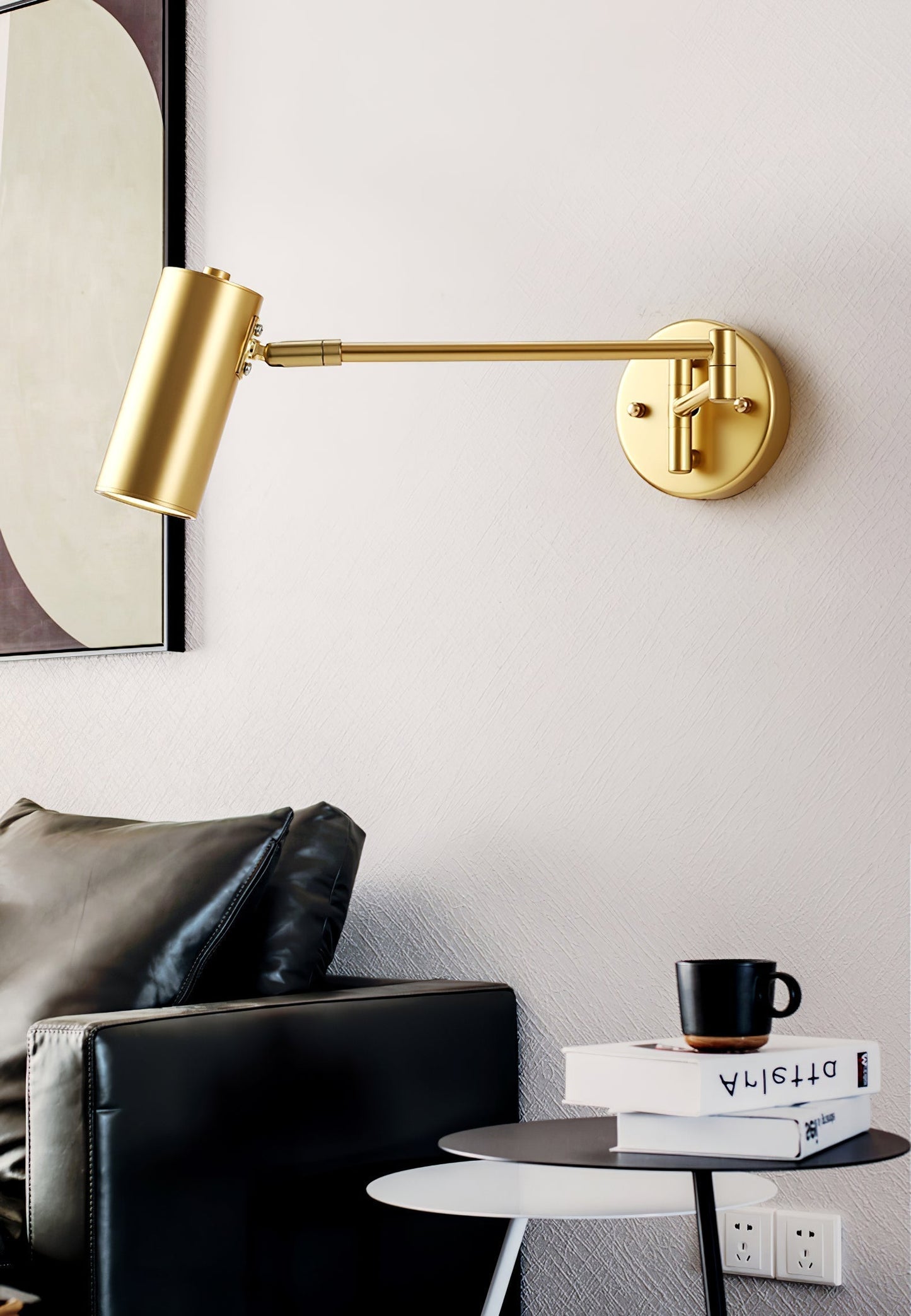 Moderne Wandleuchte aus Eisen mit integrierter LED - Elegantes und verstellbares Design