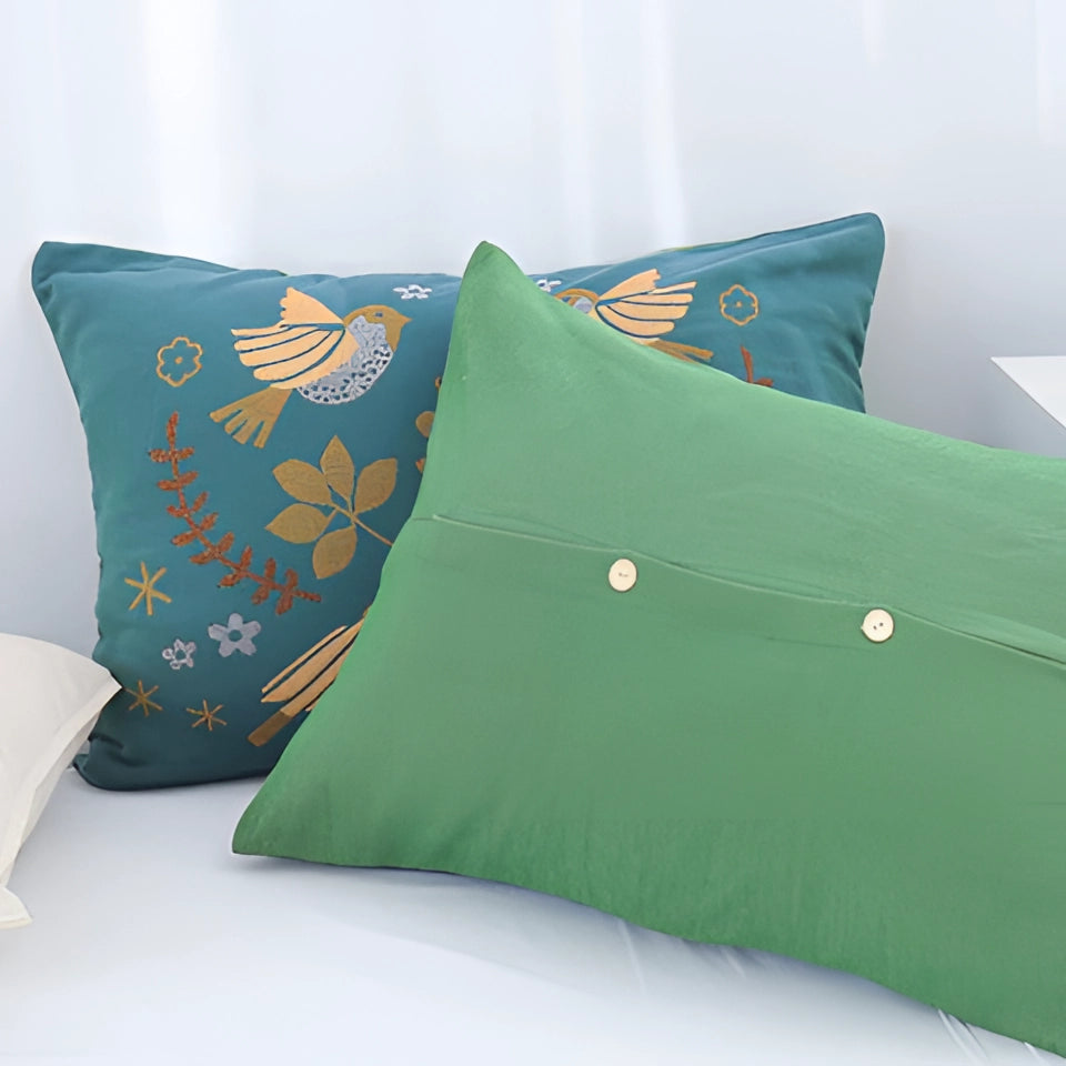 Garduru gestickte Vogel-Kissenbezüge mit Blumenmotiv in Teal
