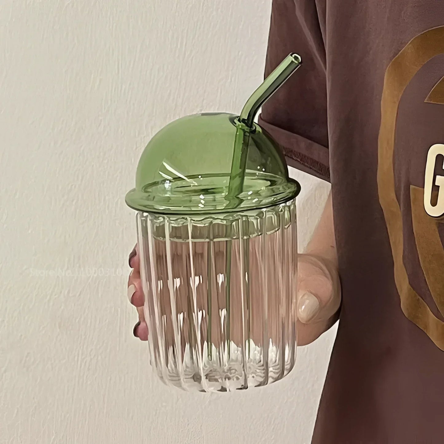 Vintage-grünes Glas-Glas mit Deckel und Strohhalm-EcoGlass™