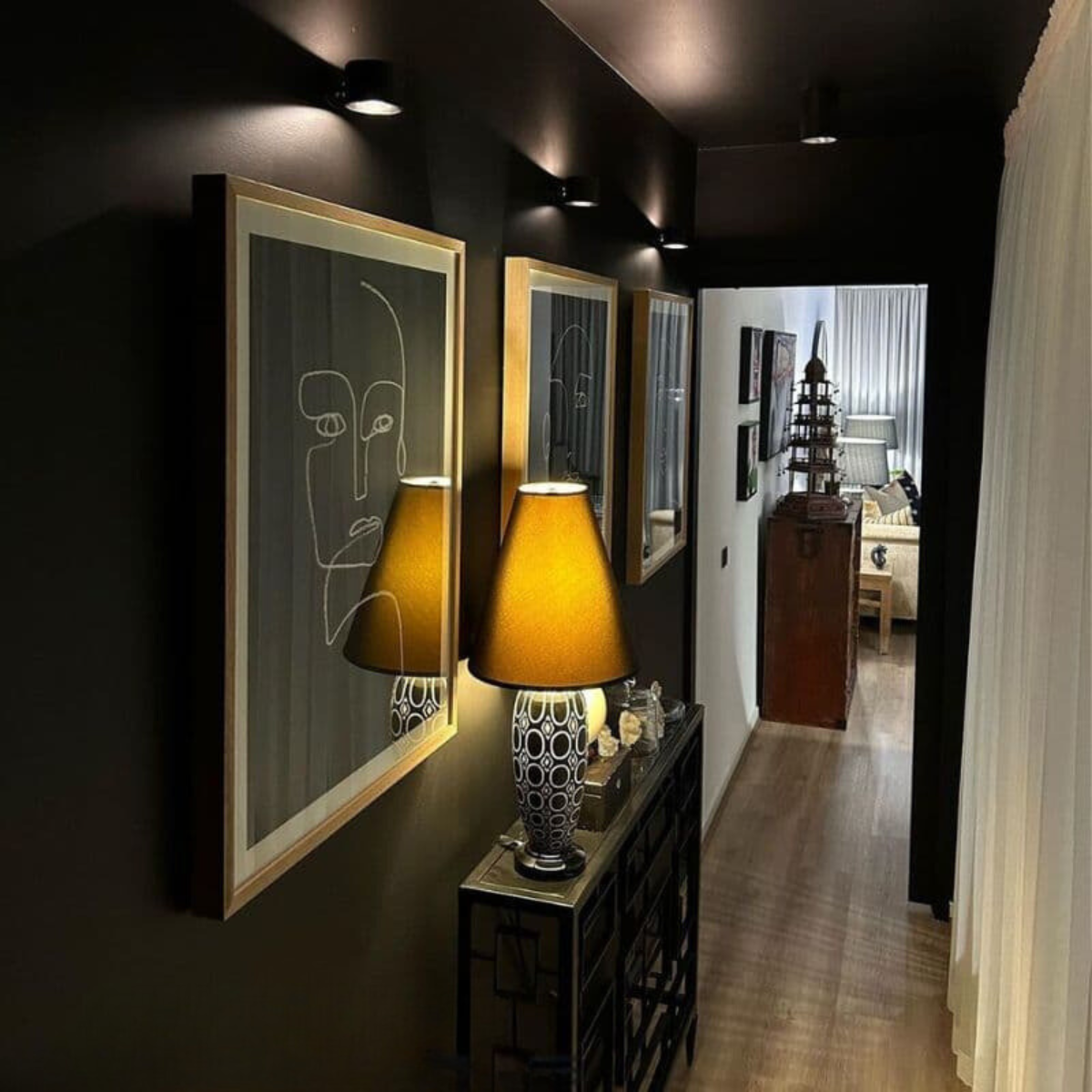 Drahtlose LED-Wandlampe - 360-Grad-Bewegung Lesewandlampe für Schlafzimmer, Wohnzimmer, Studio