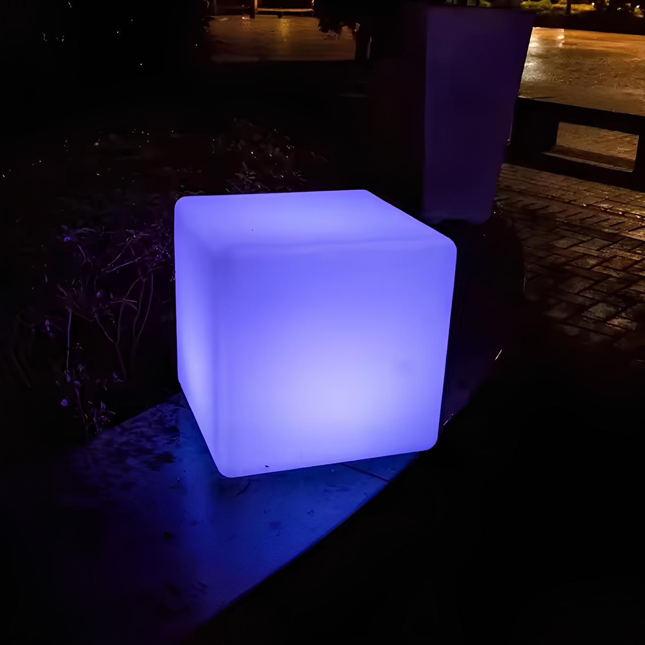 Lampe Cube Außen LED – Modernes Wiederaufladbares Licht mit Fernbedienung