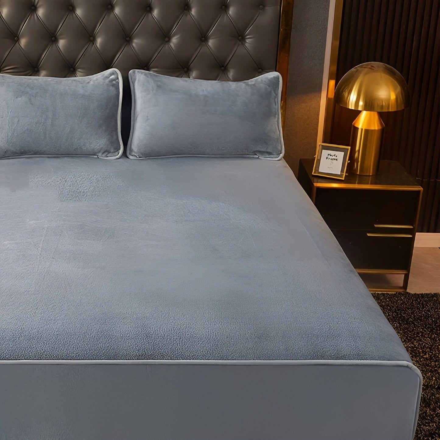 Garduru Decke - Luxuriöser Warmer Winter Samt Matratzenschoner
