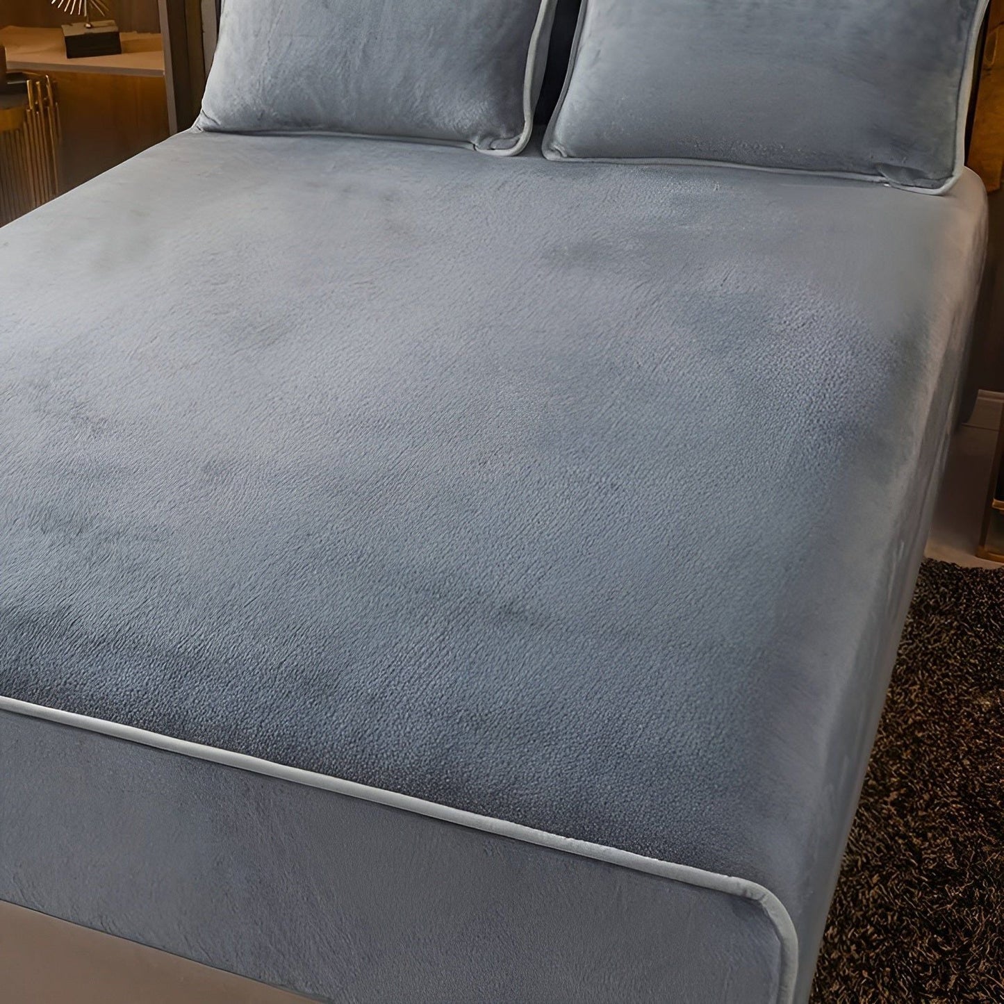 Garduru Decke - Luxuriöser Warmer Winter Samt Matratzenschoner