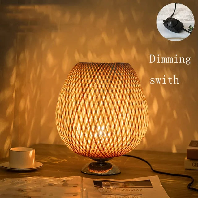 Vintage Bambooleuchte für Wohnkultur und Bürolampe