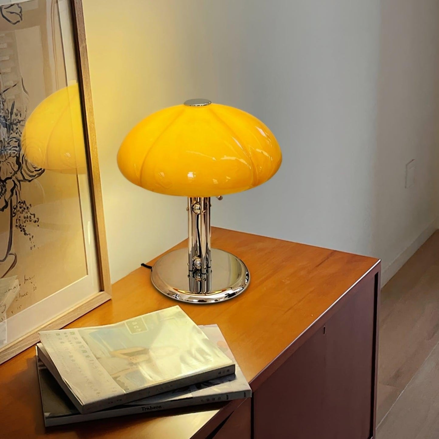 Tischlampe Pilz Bauhaus – Modernes Design mit Amberglas-Schirm