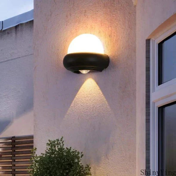 Royelux LED Pentagram Wandlampe - Stilvolle wasserdichte Lampe für Innen- und Außenbereich