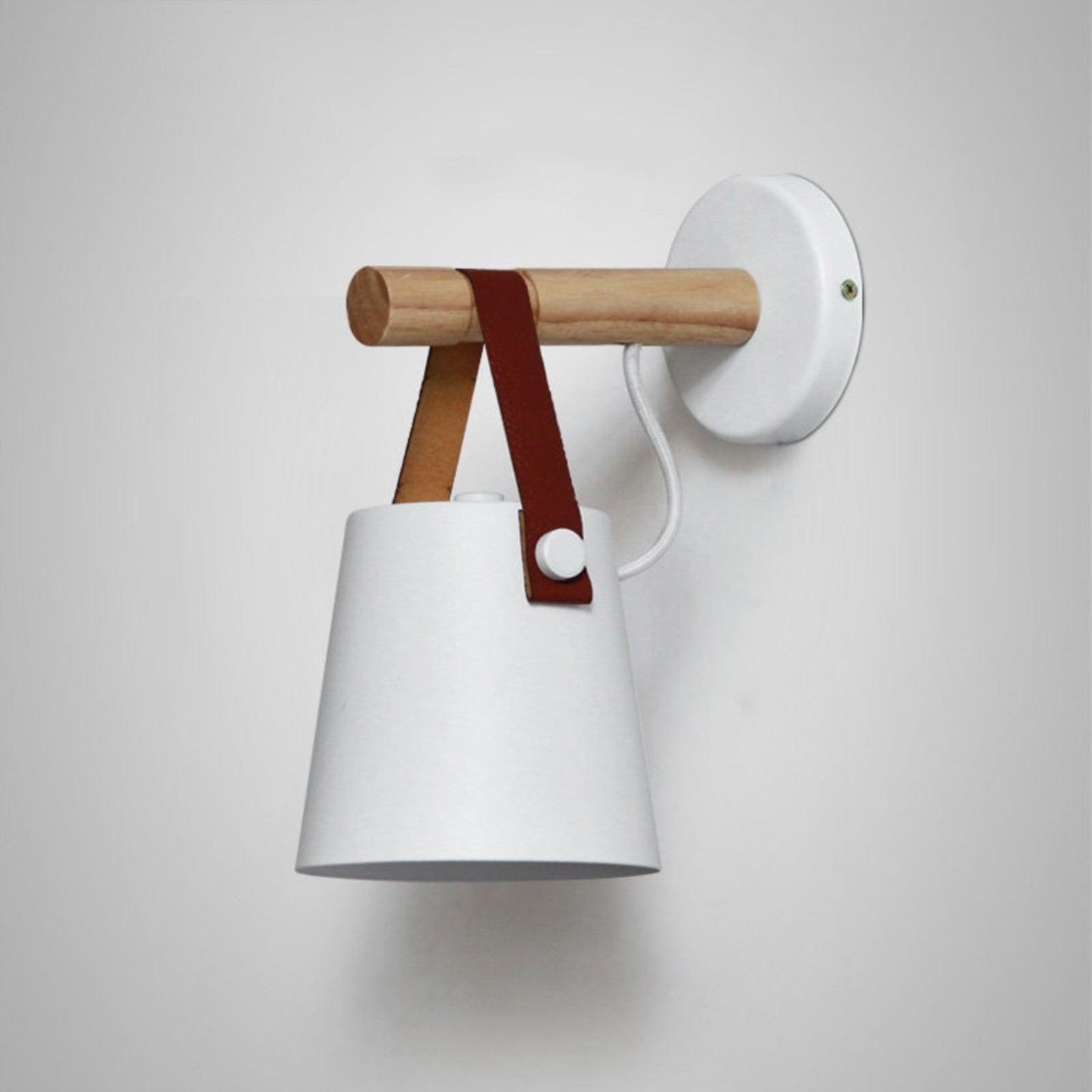 Skandinavische Wandleuchte aus Holz und Leder – Elegantes Design mit effizientem LED-Licht