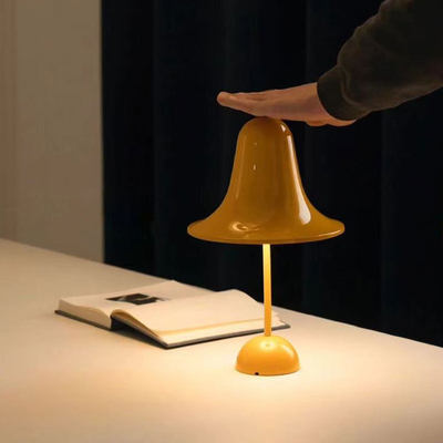 Luxora Jarass Touch-dimmbar Glockenform Tischlampe