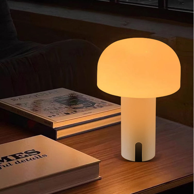 EuroGlow – Tischlampe mit elegantem Pilzdesign und dimmbarer Funktion