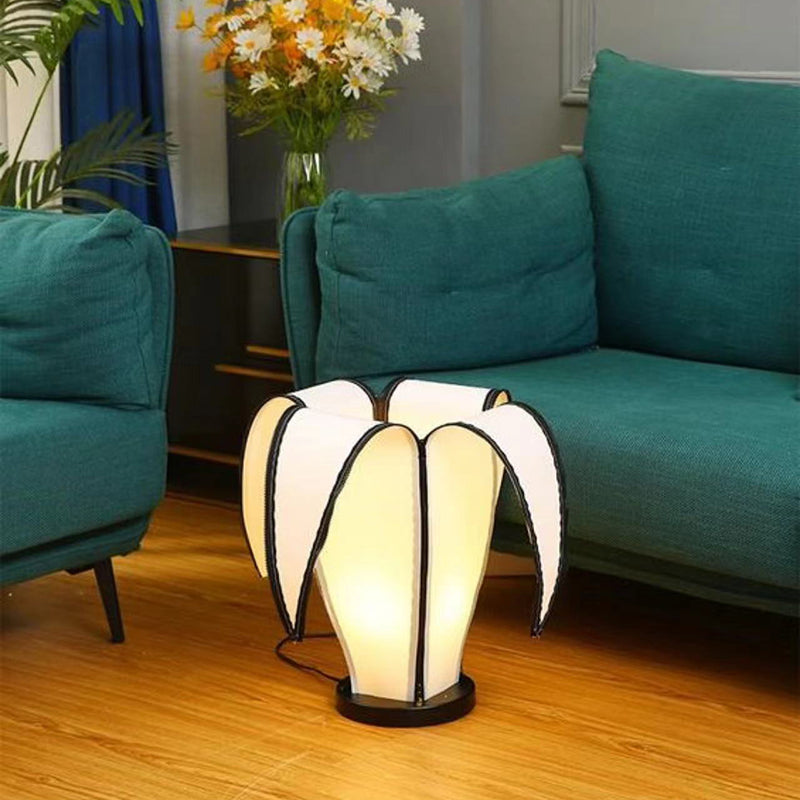 Garduru - Vintage LED Stehlampe mit Dimmer & Fernbedienung für gemütliche Wohnzimmer-Stimmung