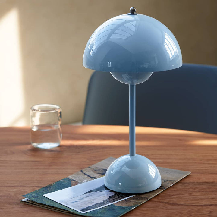 Garduru | Tischlampe mit Retro-Lampenschirm
