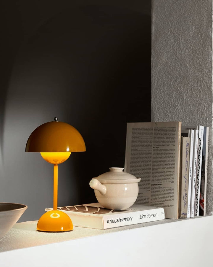 Garduru | Tischlampe mit Retro-Lampenschirm