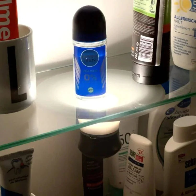 LED-Lampe wiederaufladbar mit Saugnapf – Tragbare und verstellbare Beleuchtung für Innen und Außen