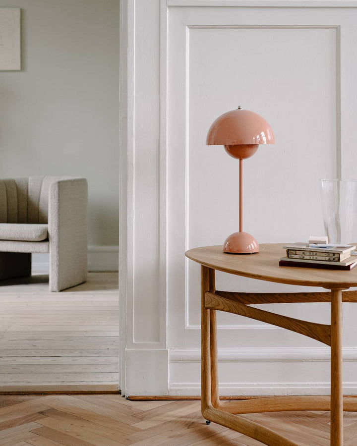 Garduru | Tischlampe mit Retro-Lampenschirm