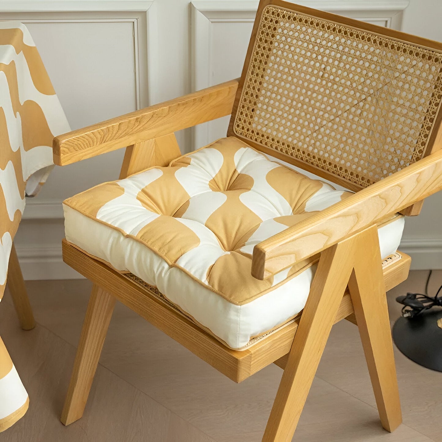 Abstraktes Design Gedrucktes Sitzkissen