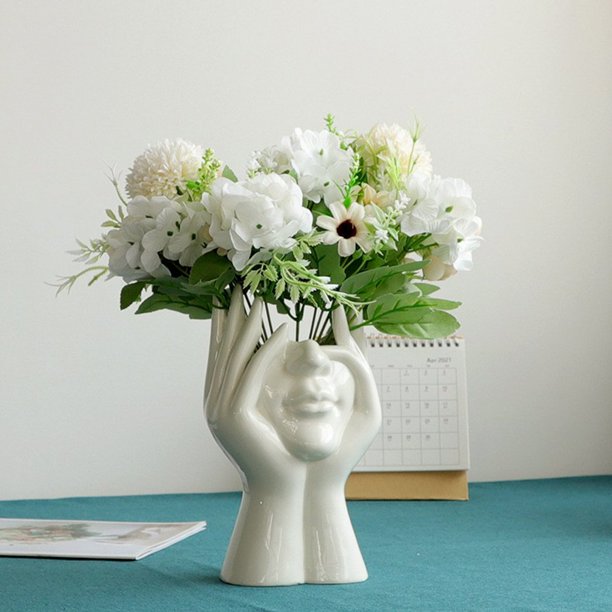Garduru – Eine Vase voller Raffinesse und Charme