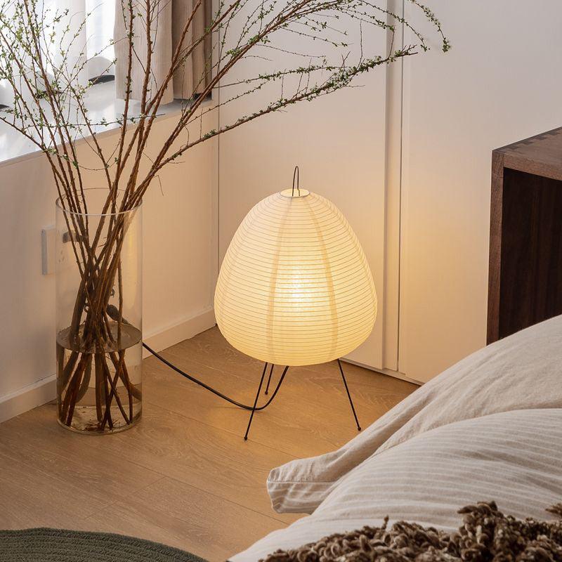 Garduru – Reispapier Tischlampe im modernen Stil