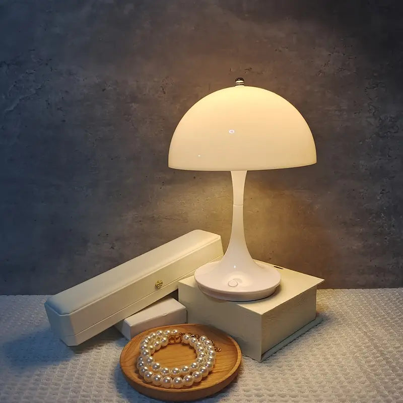 Garduru | Luxuriöse und moderne Pilzlampe