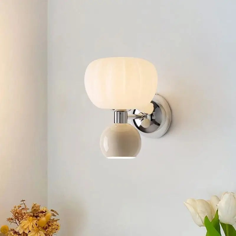 Moderne LED-Wandlampe Creme – Energiesparende Dekolampe für Wohnzimmer und Schlafzimmer