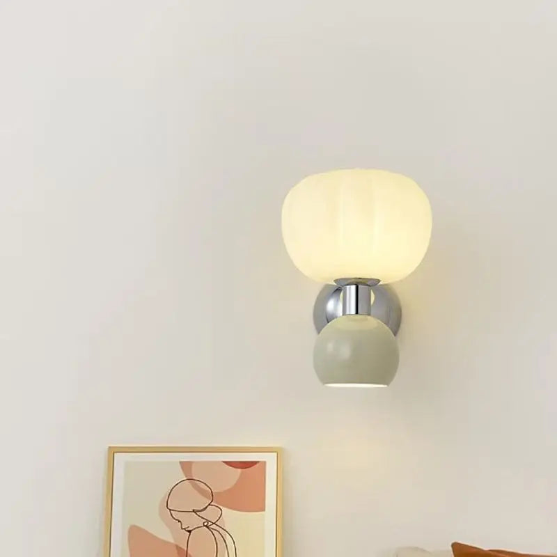 Moderne LED-Wandlampe Creme – Energiesparende Dekolampe für Wohnzimmer und Schlafzimmer