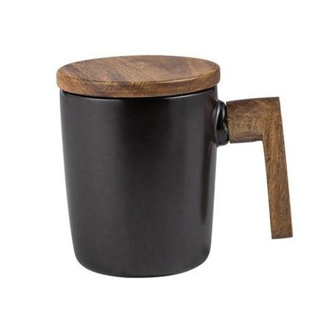 Nordischer Kaffeebecher mit Holzgriff und Deckel