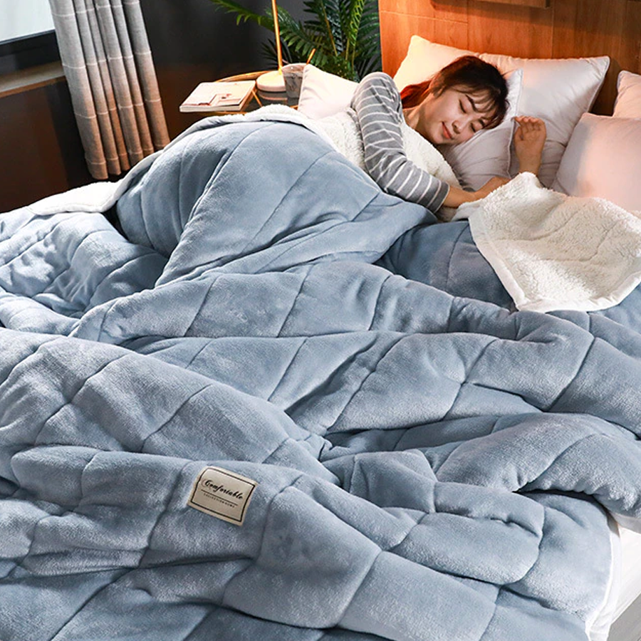 Royaleva Luxus Große Pelzdecke - Beidseitiger Plüschkomfort für Bett & Sofa