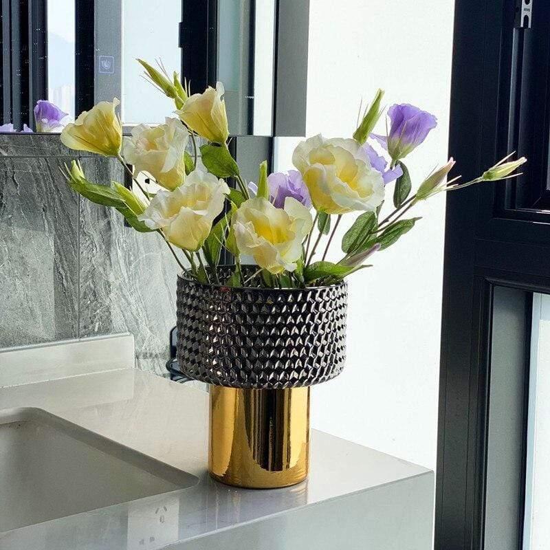 Garduru – Minimalistische Keramikvase für moderne Eleganz