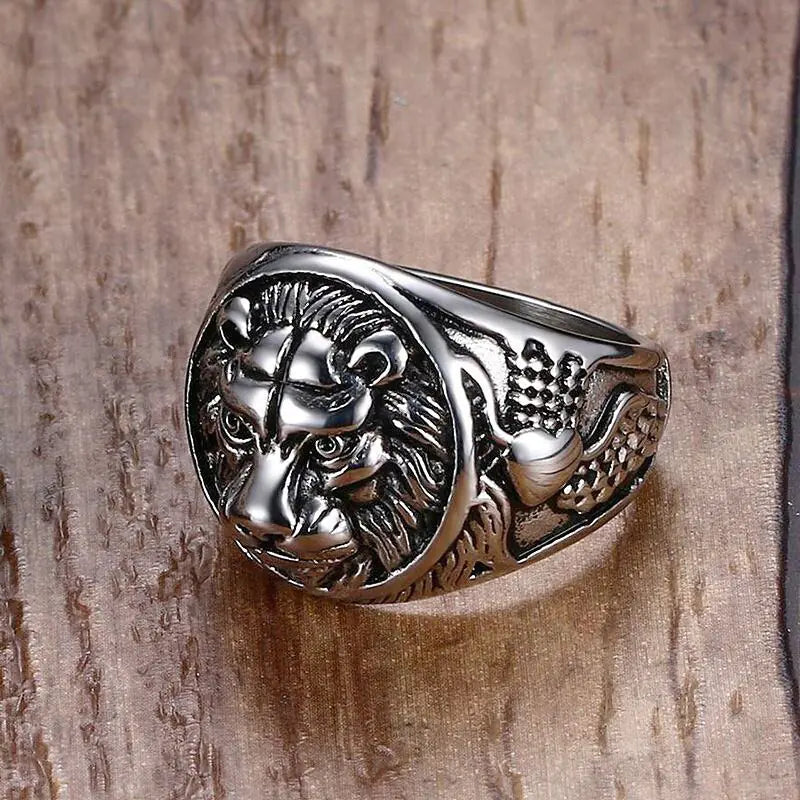 Lion Head Ring – Vintage Design aus Edelstahl – Punk-Rock Stil für Männer