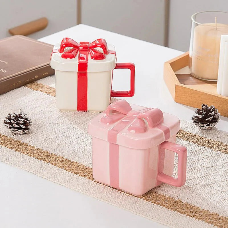Keramische Weihnachtsgeschenk-Kaffeetasse mit Deckel