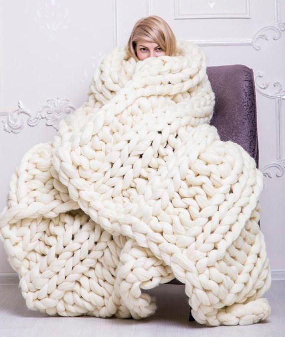Weiche und warme Strickdecke - CozyWeave™