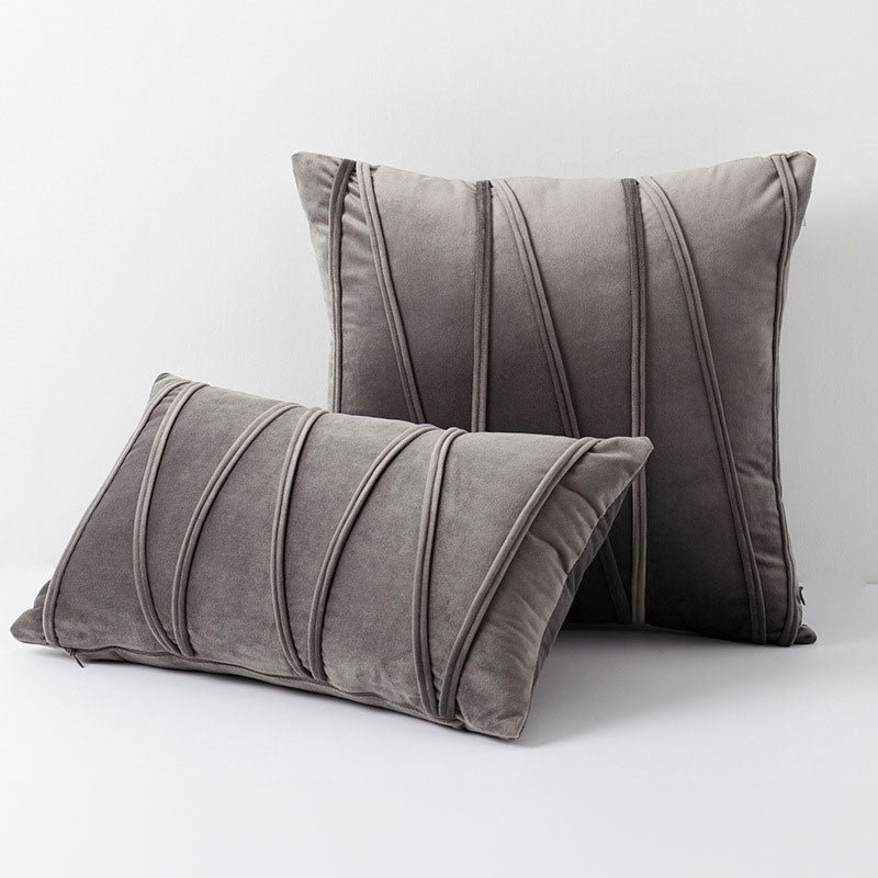 VelvaLuxe – Luxus Dekokissen mit weichem Samtbezug und elegantem Design