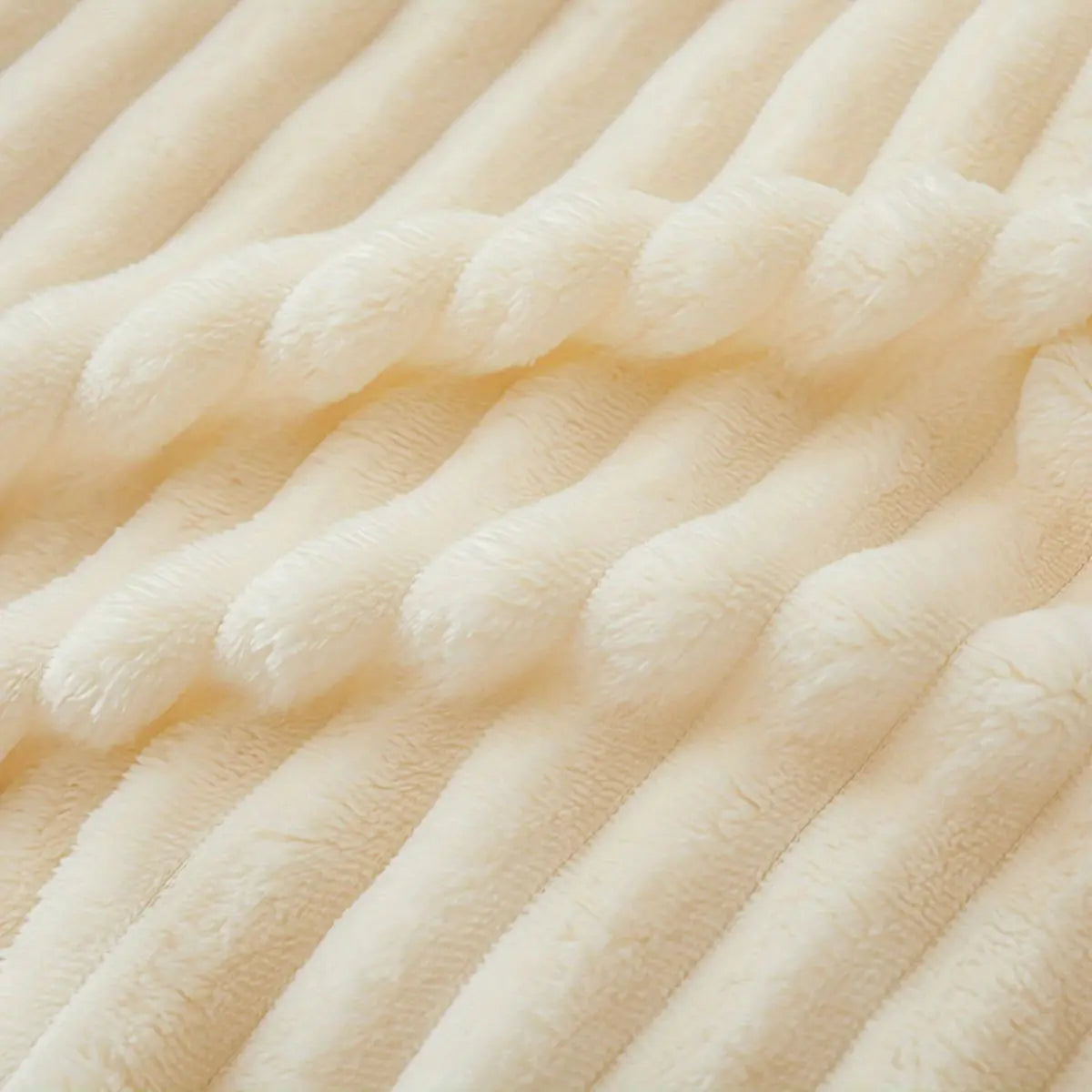 Garduru - Weiche Gerippte Kuscheldecke aus Flanell für stilvolles Wohnambiente