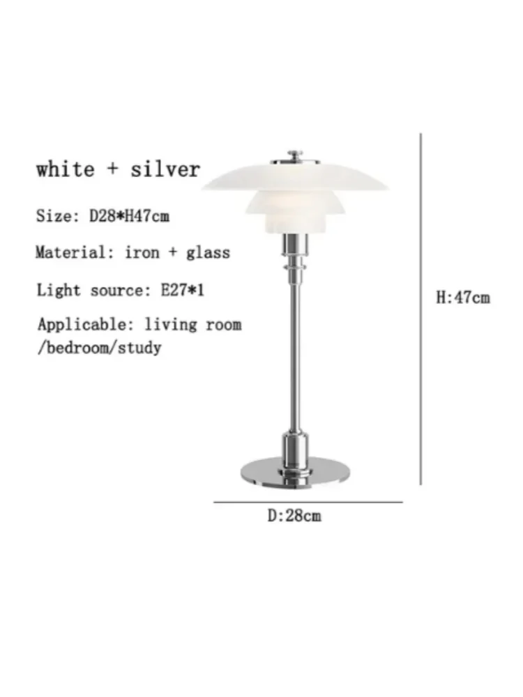 Dänisch inspirierte Glastischlampe