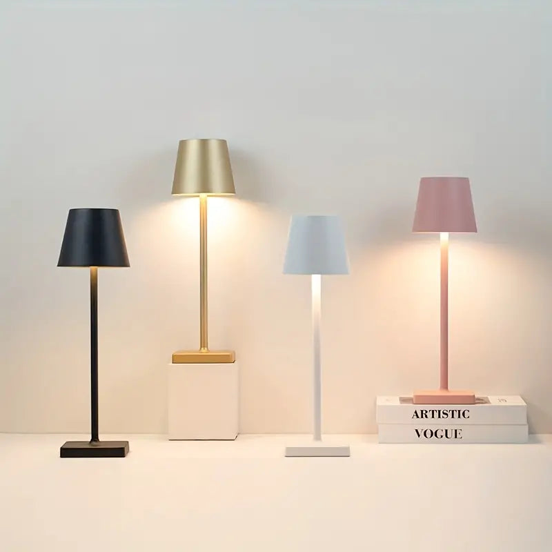 Drahtlose LED-Tischlampe für das Home Office - Elegantes Design & Ambiente