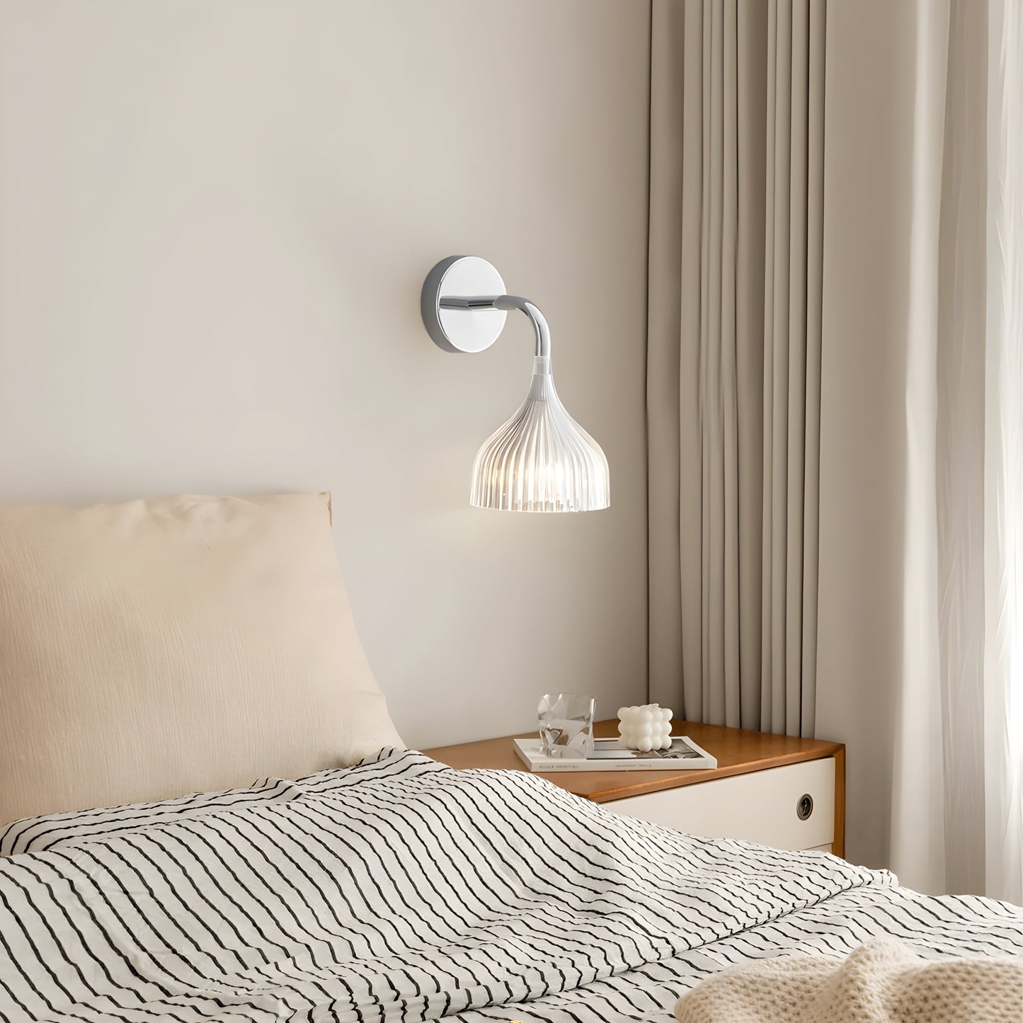 Garduru Light – Nordische Acryl-Wandleuchte