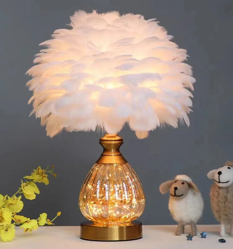 Kristall Schreibtischlampe – LED handgefertigte Feder Tischlampe für elegantes nordisches Schlafzimmer & Schreibtisch Dekor