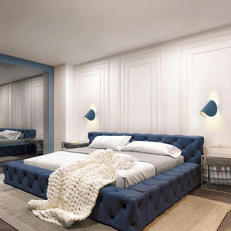 Moderne Farbige LED-Wandleuchte im Stilvollen Design