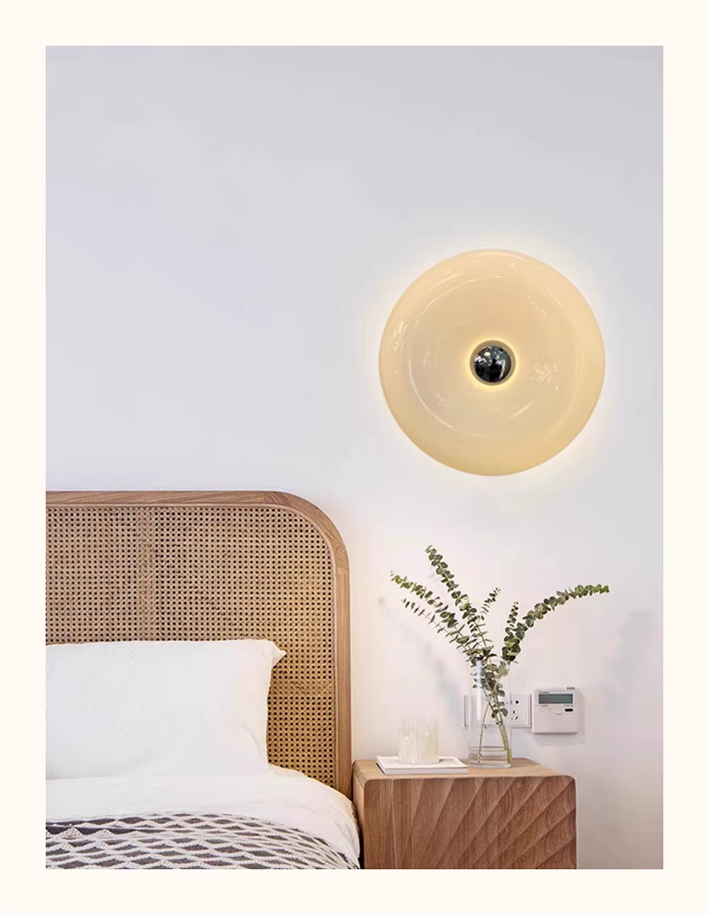 RoyaleGlow Moderne Donut Glas Wandlampe – Tricolor Dimmbar LED Wandleuchte für stilvolle Wohnkultur