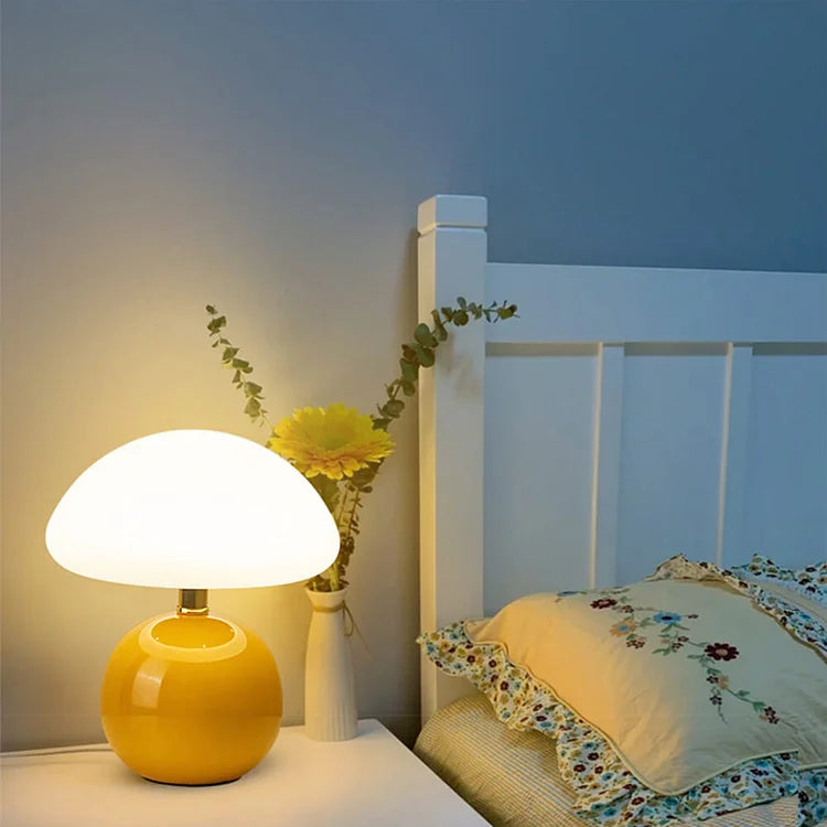 Lampe French Cream Mushroom - Design Retro aus Keramik und PVC, LED einstellbar