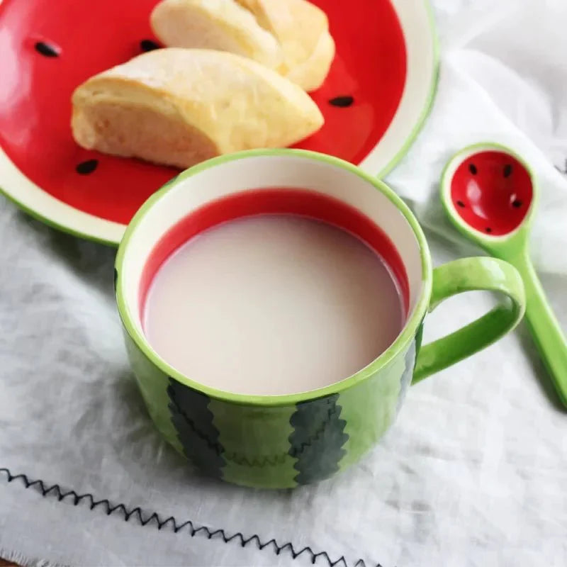 Passende Fruchtdesign-Tasse & Untertasse