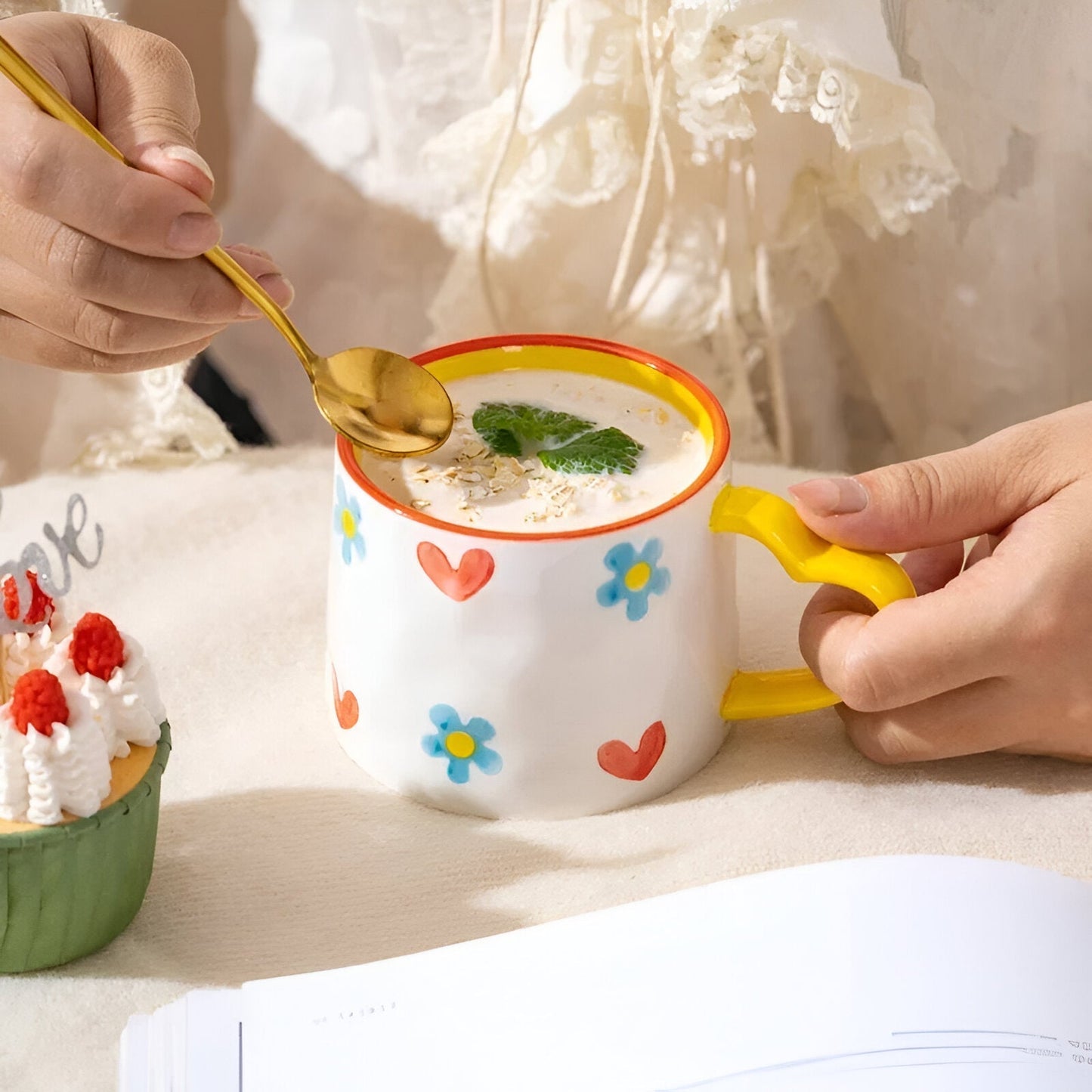 Handbemalte Liebesherzdesign Kaffeetasse