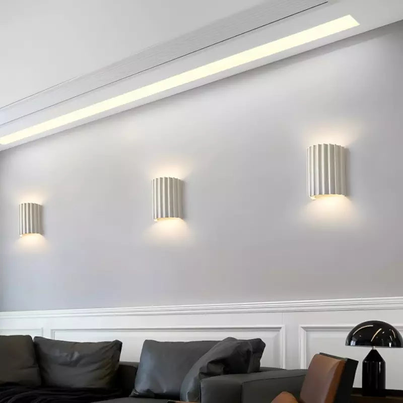 Moderne Design Wandleuchte – Lampenschirm in Falten