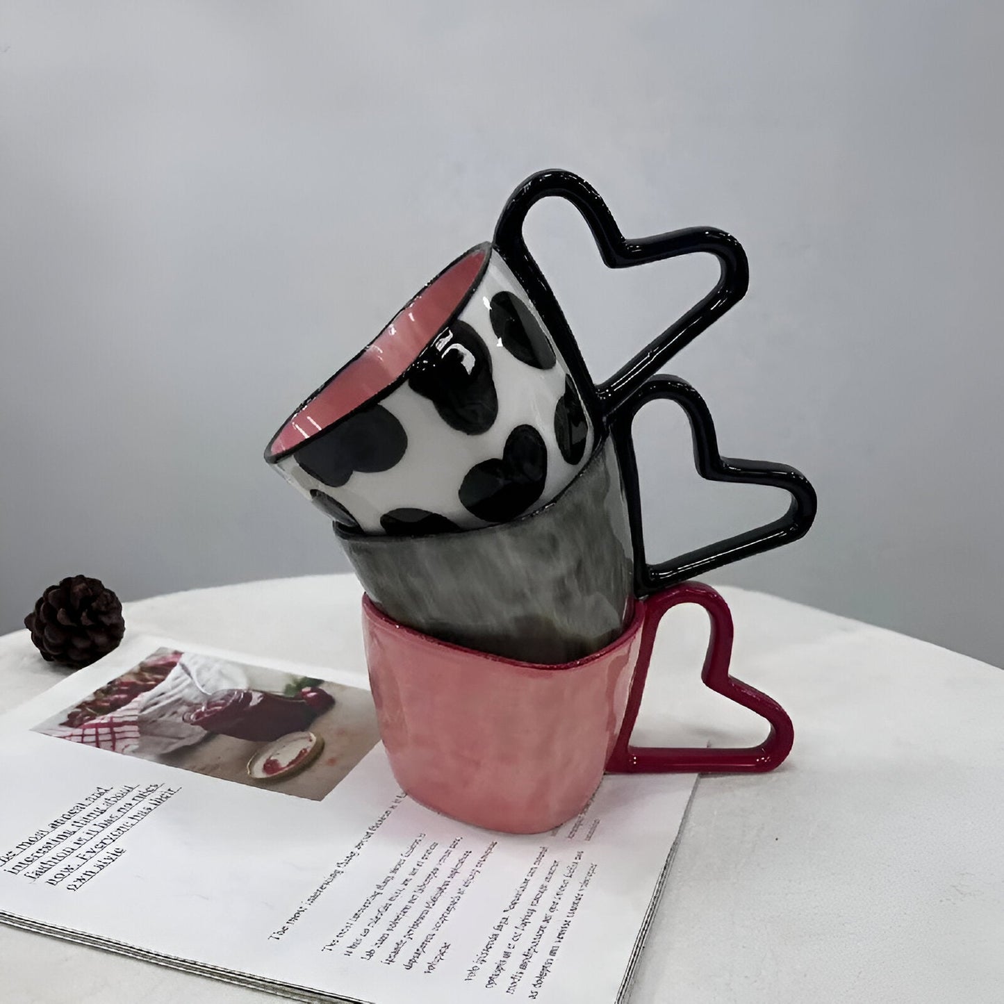 Herzförmige Porzellan-Kaffeetasse