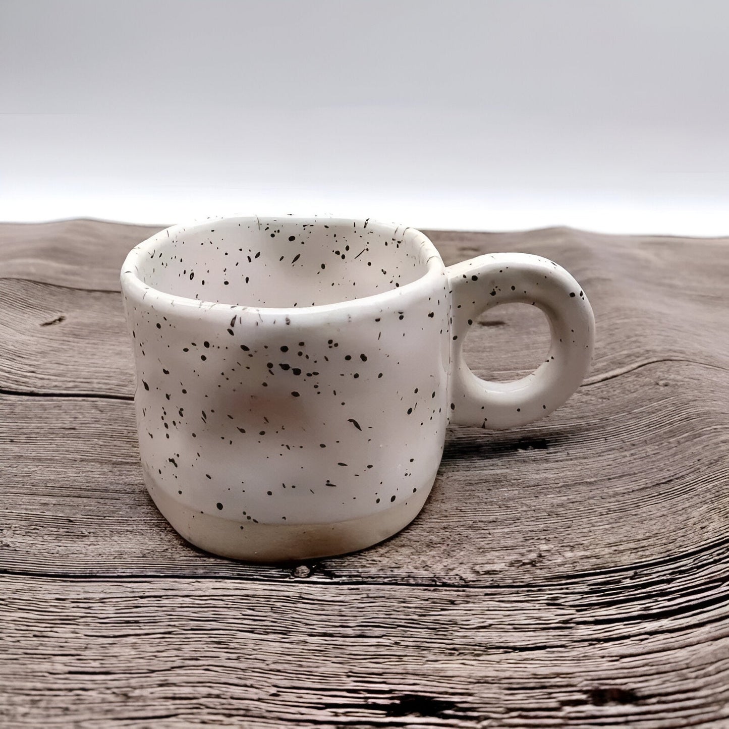 Tinten Spritzer Design Keramiktasse