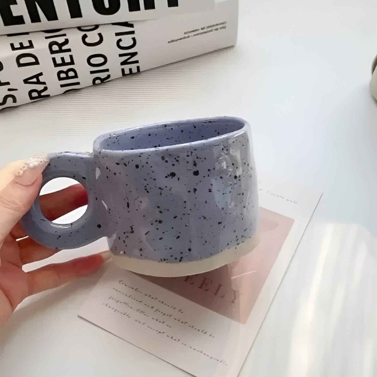 Tinten Spritzer Design Keramiktasse